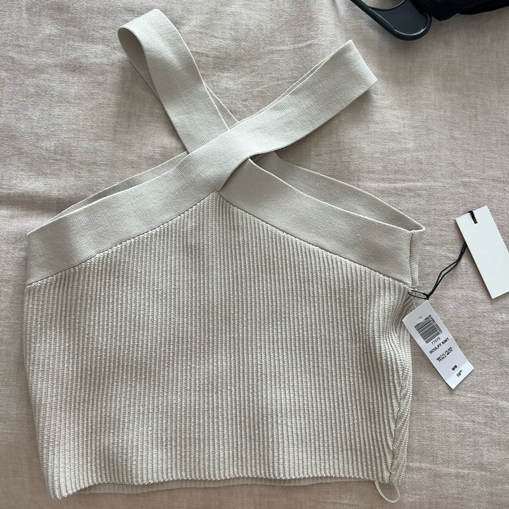 Aritzia Babaton Sculpt Knit tank